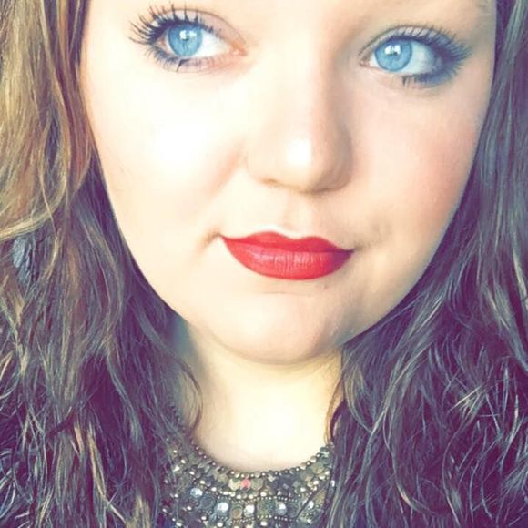 Meet your Posher, Bailey - Picture 1 of 1